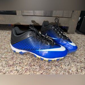 Nike VPR Fastflex Low Football Cleats White/Blue kids size 6 years